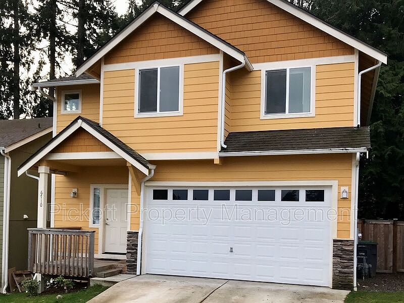 1st image of 6710 Takota Pl NE