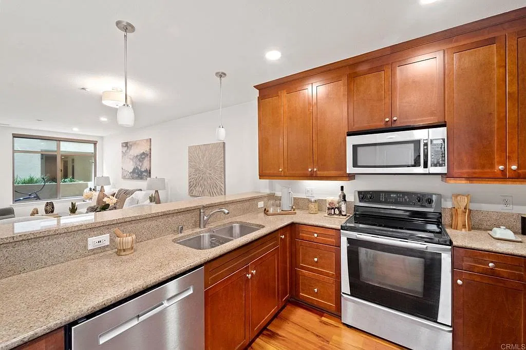 1019 Costa Pacifica Way — Photo 4