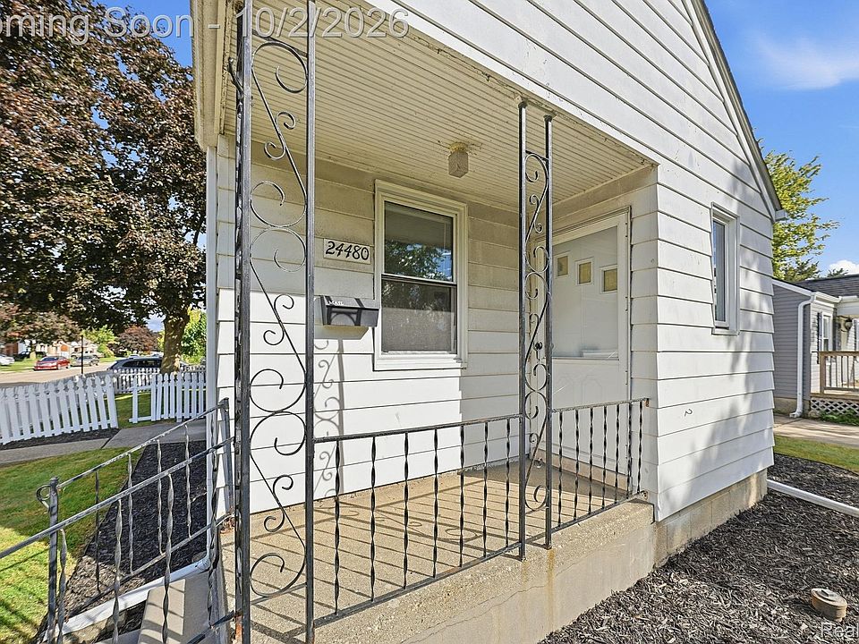 24480 Phlox Ave, photo 5