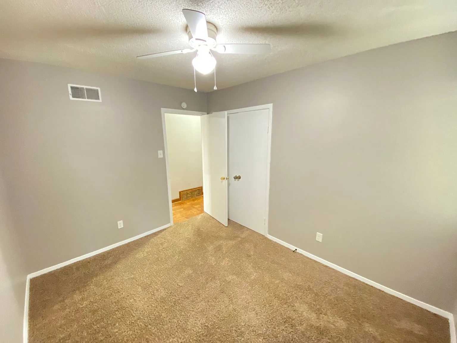 4784 Bent Ct — Photo 2