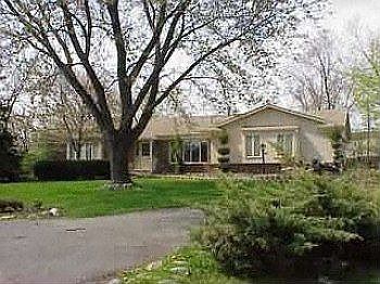 1st image of 6364 Nicholas Dr