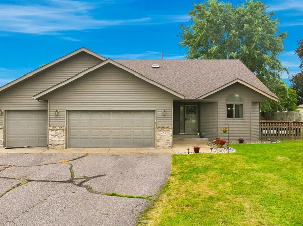 405 15th St N, Sauk Rapids, MN 56379