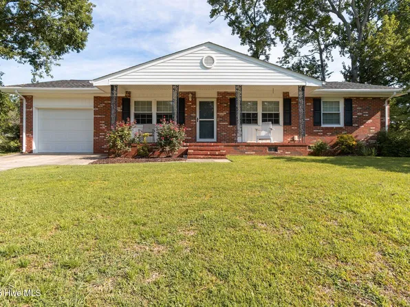 102 Estate Drive, Jacksonville, NC 28540