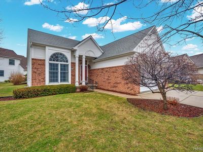 634 Eastway Cir, Lapeer, MI, 48446