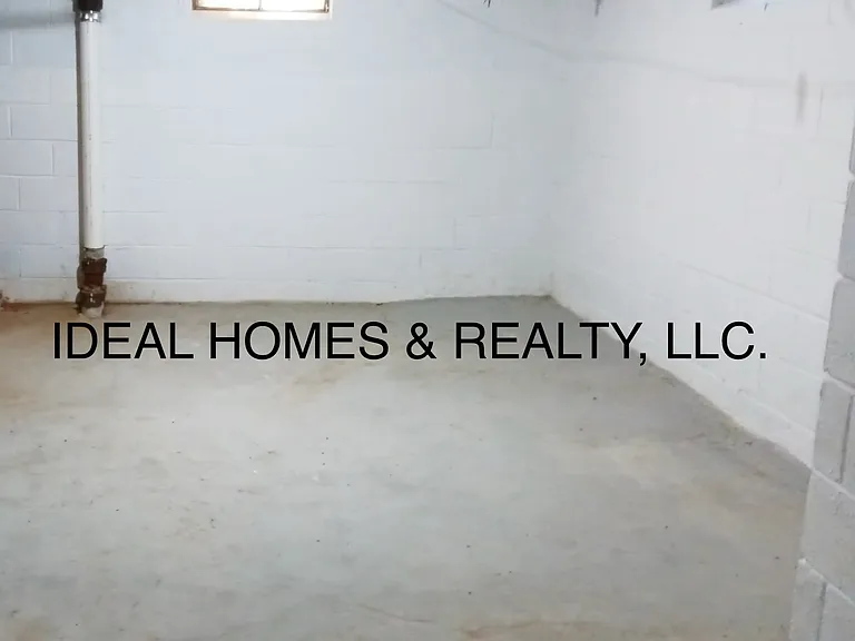 3602 Esther St — Photo 10