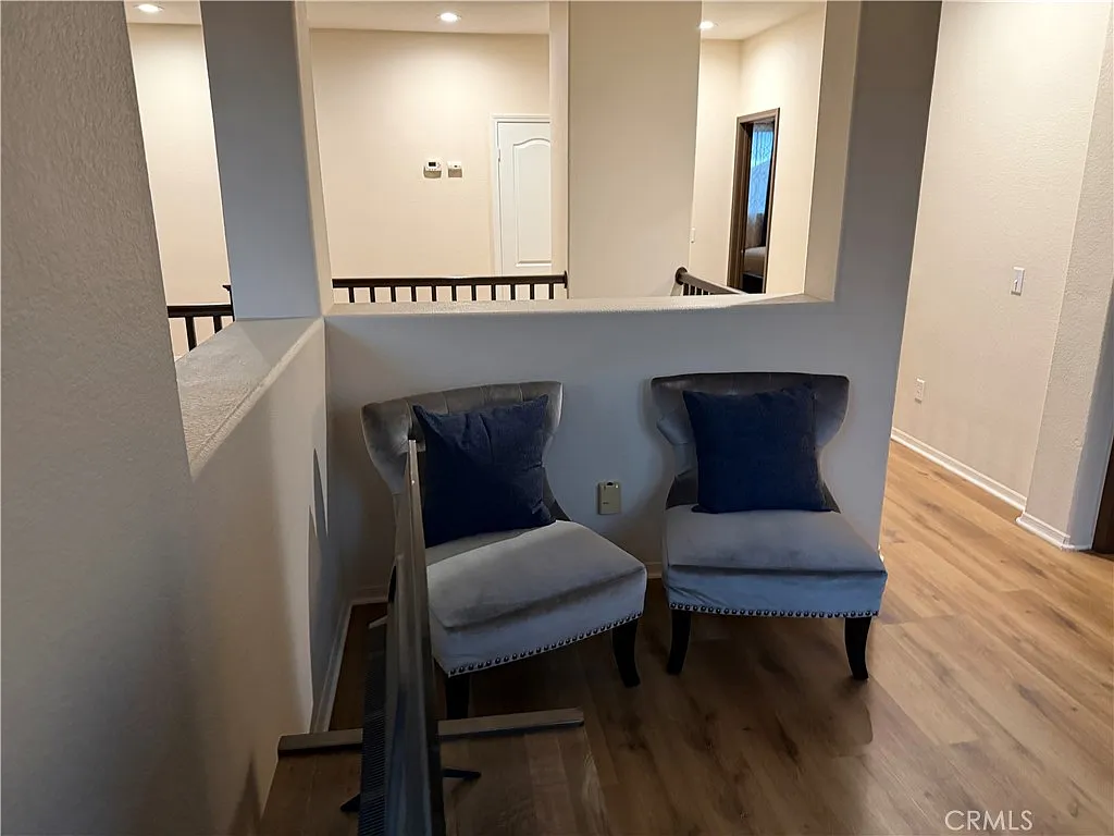 4 bed, 3184 sqft, $3,800 — Photo 2