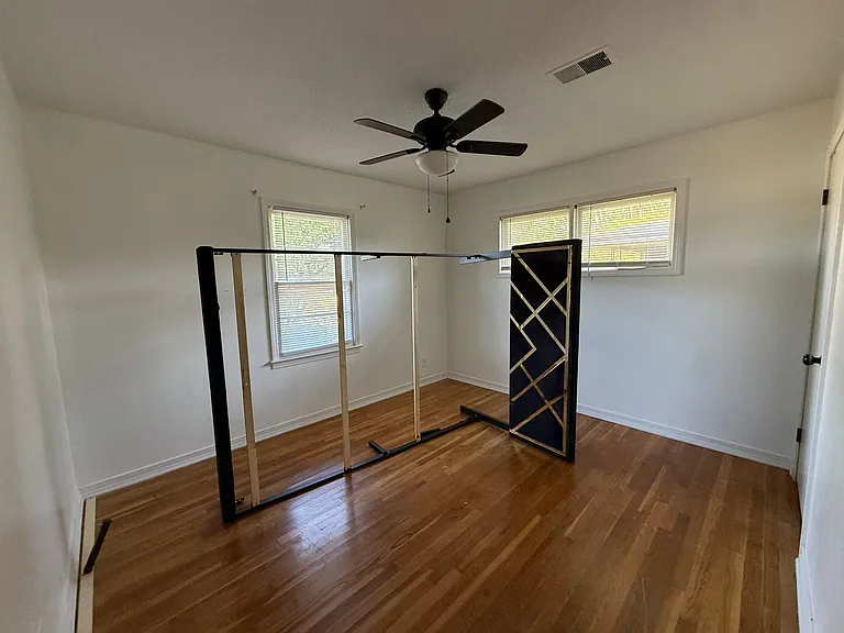 307 Union Ave — Photo 6