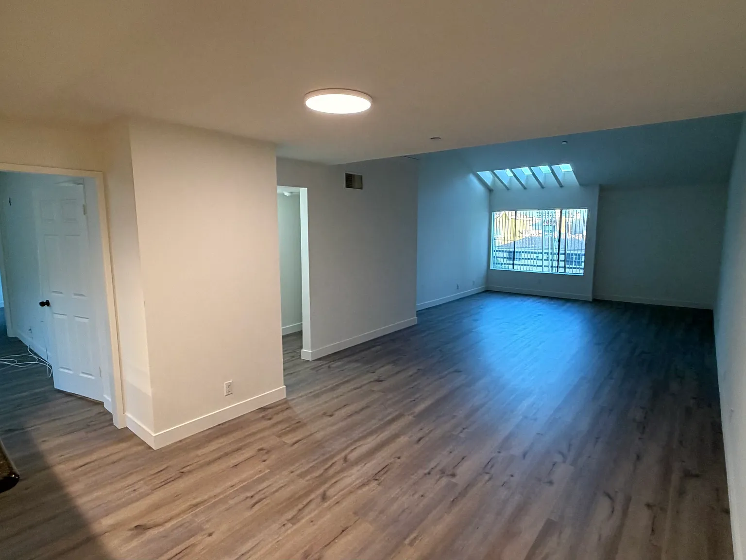 2 bed, 1330 sqft, $3,500 — Photo 3