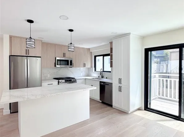 1310 Loma Dr, Hermosa Beach, CA 90254