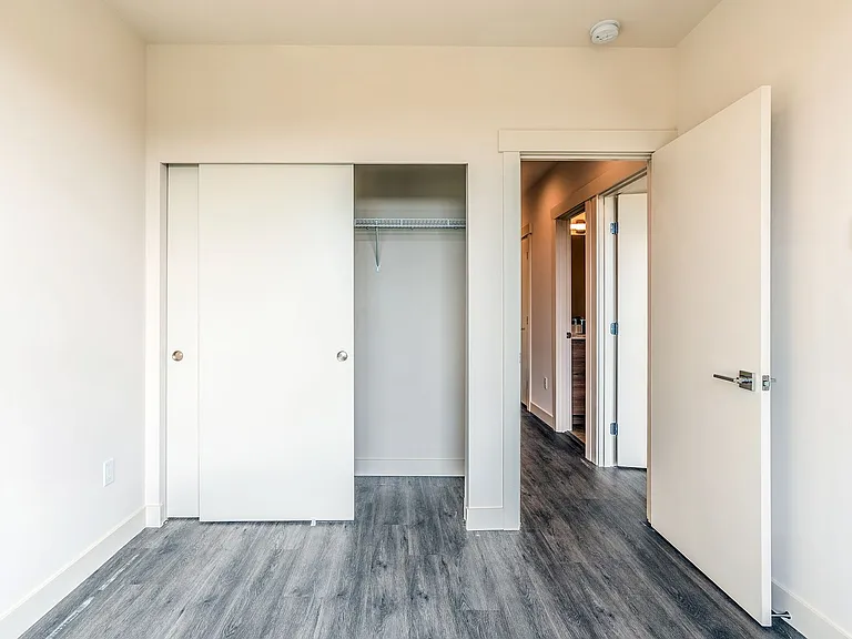 Skyridge Townhouses — Photo 56
