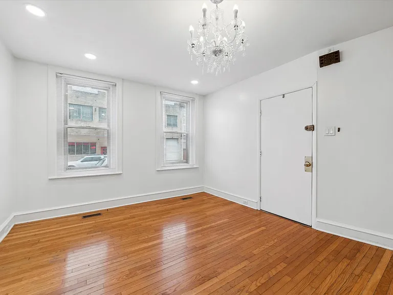 912 Snyder Ave #1 — Photo 2