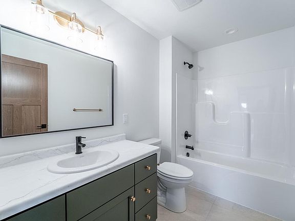 5th image of 1303 DELMORE DRIVE