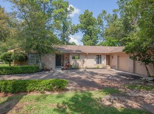 1820 League Line Rd, Conroe, TX 77304