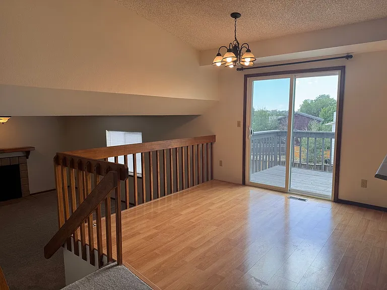 3827 Glenhurst St — Photo 5
