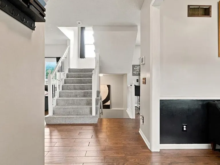 16161 S Mahaffie St — Photo 2