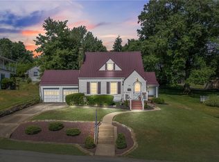 826 W Grant St, Houston, PA