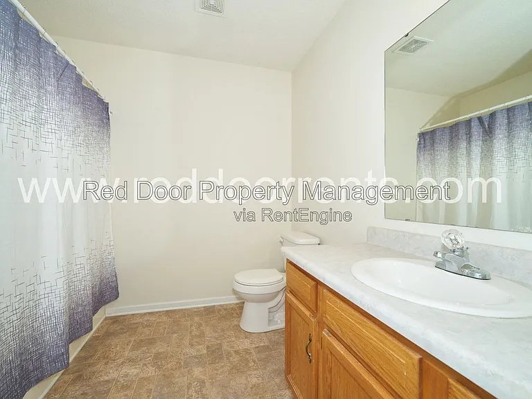 127 Broadmoor Bnd — Photo 12