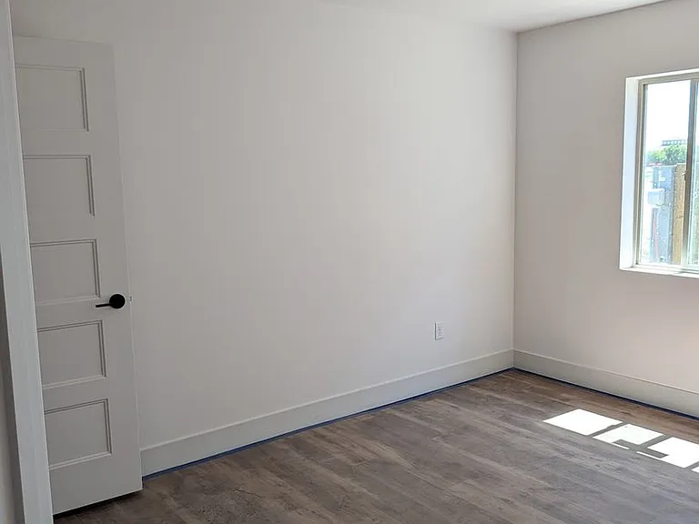 Juniper Commons — Photo 46