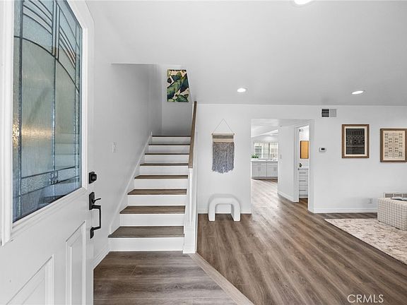 2nd image of 4469 Larwin Ave