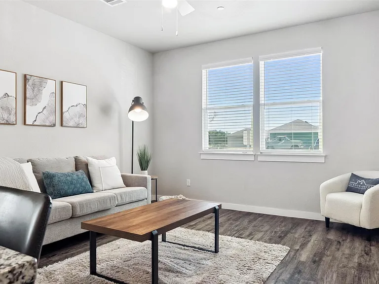 520-903B Powell Dr — Photo 20