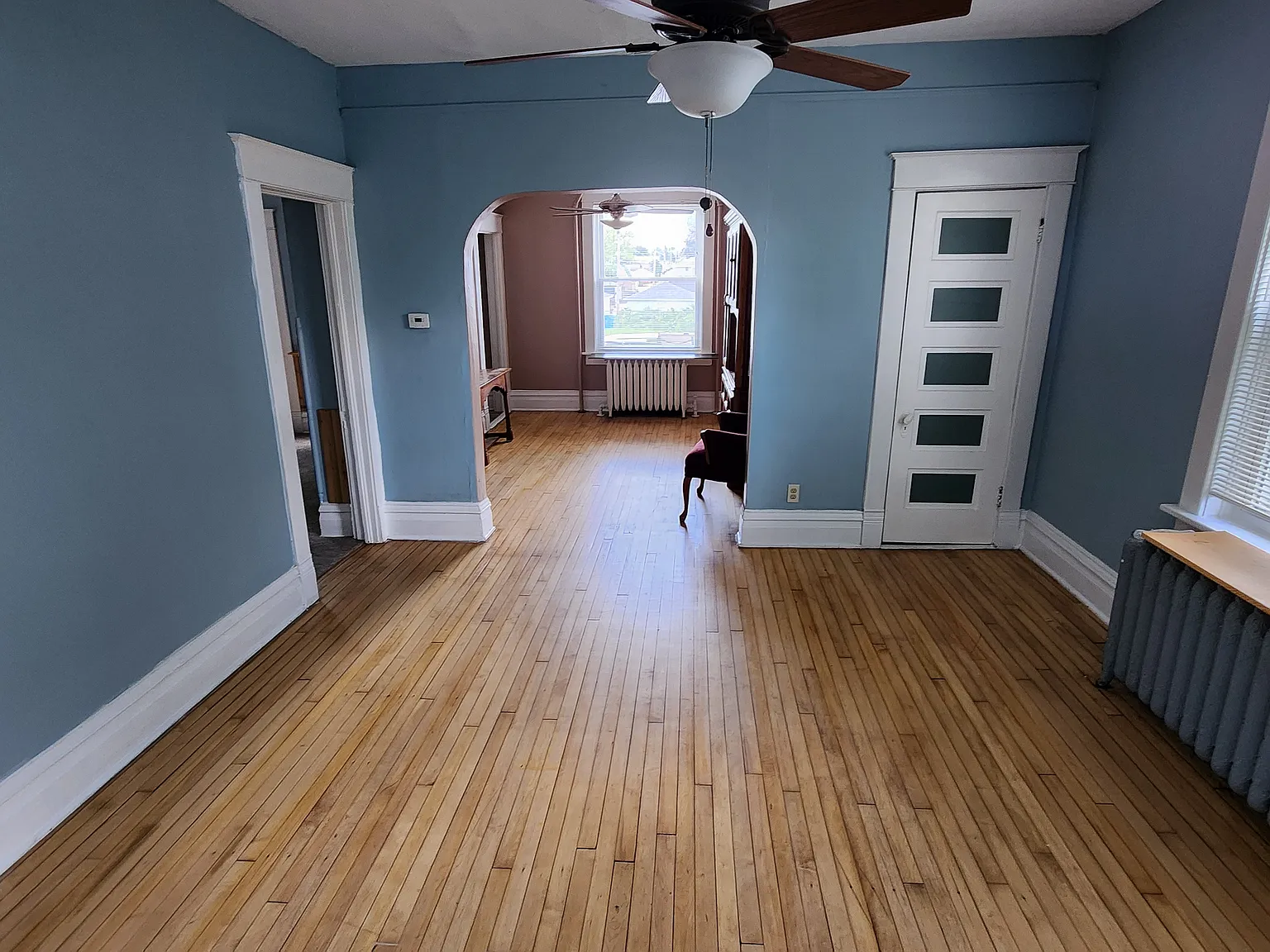 2 bed, 1100 sqft, $1,350 — Photo 1