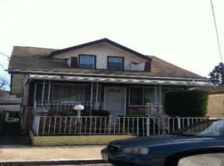 14561 220th St, Springfield Gardens, NY 11413