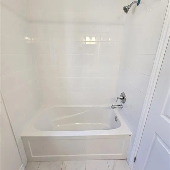 174 Adley Dr — Photo 8