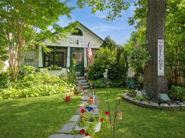 729 Harrison Drive, Centerport, NY 11721