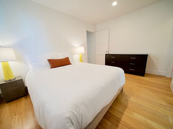 4th image of 683 Live Oak Ave APT 2