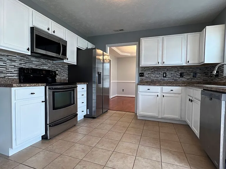 71 Caldwell St — Photo 9
