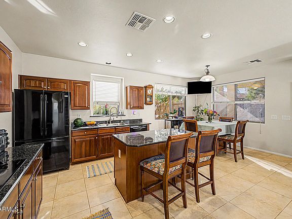 5th image of 946 W GASCON Road