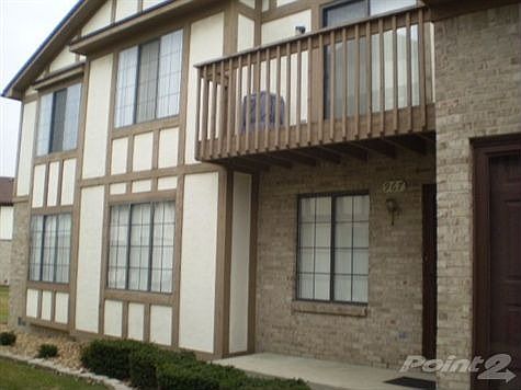 1st image of 967 Country Club Dr