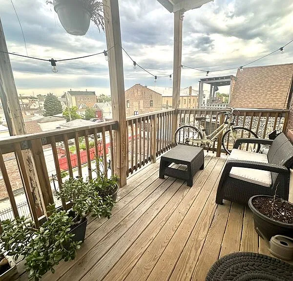 2303 S Oakley Ave #3R — Photo 15