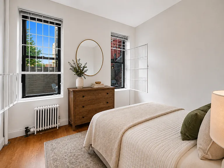 64 Macdougal St #1S — Photo 2
