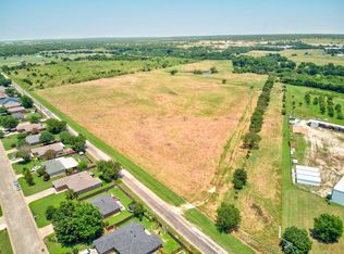 1501 Highland Park Cir, Granbury, TX 76048