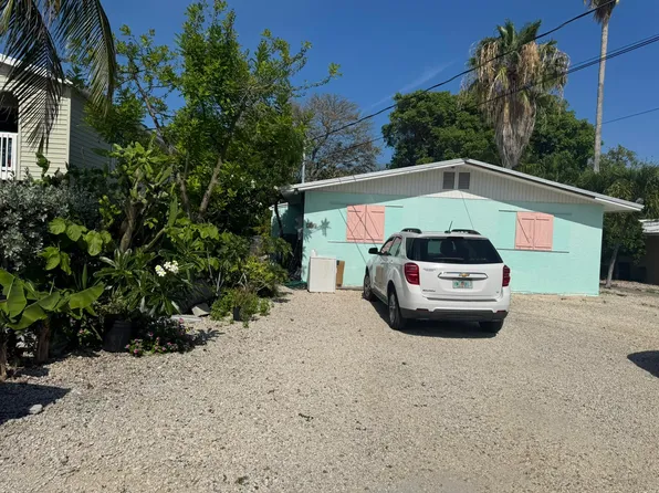 250 66th St, Marathon, FL 33050