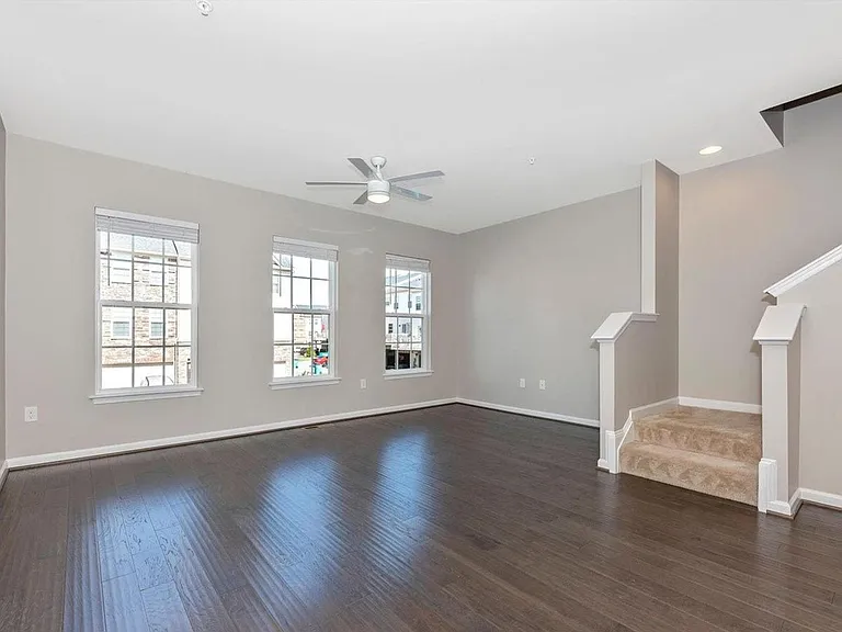 6257 Alexa St — Photo 8