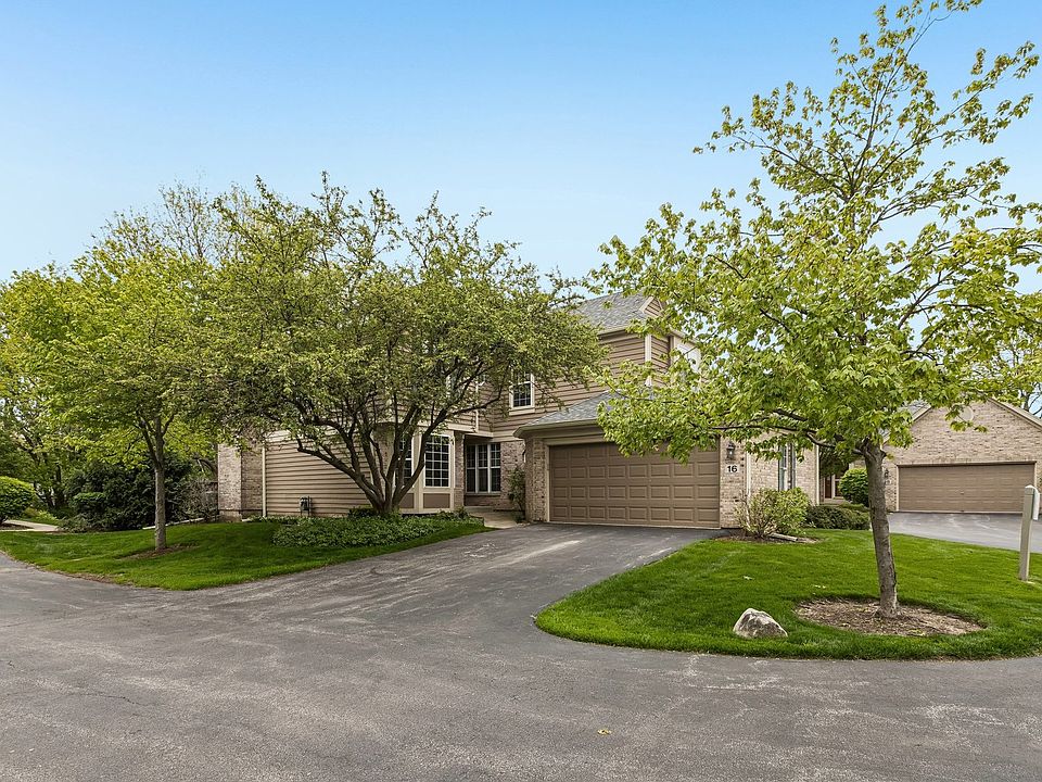 1st image of 16 Wimbledon Ct
