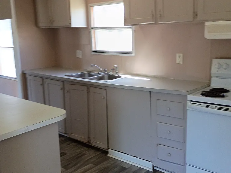 710B S Walnut St — Photo 19