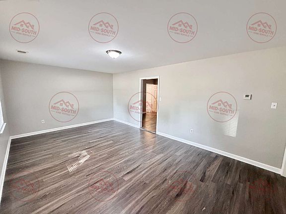 3rd image of 3500 Hallbrook St