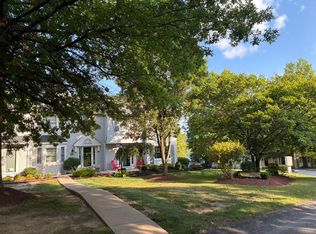 389 Jubilee Dr, Bridgeville, PA 15017