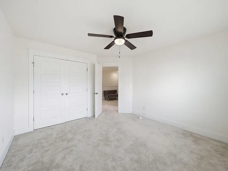 201 Marbella Grove Ct — Photo 28