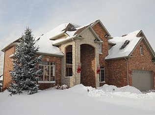 8944 Crooked Bnd, Saint John, IN 46373
