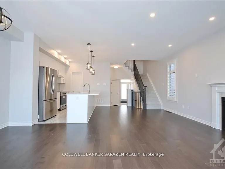 538 Sonmarg Cres — Photo 6