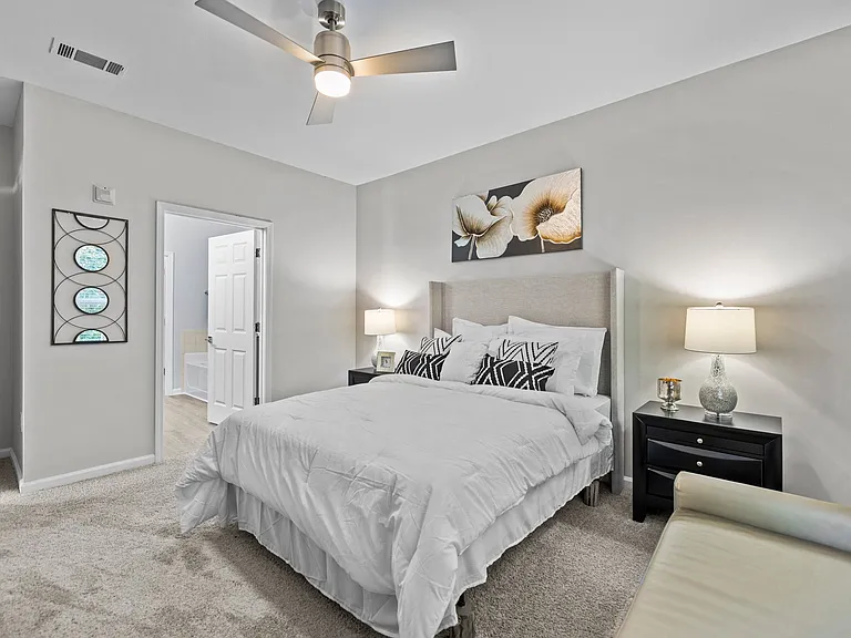 Magnolia Heights — Photo 20