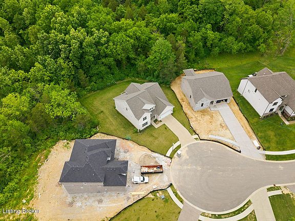 3rd image of 6918 Floyds Ridge Ct