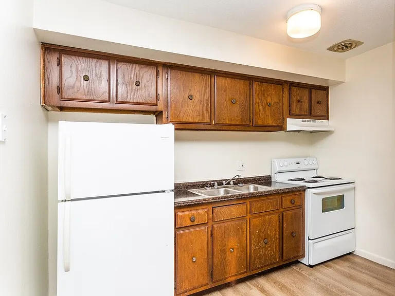 The Vue @ 214 Apartments — Photo 10