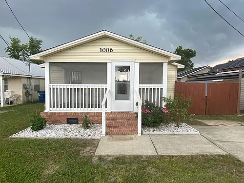 1006 Massalina Dr Photo 1
