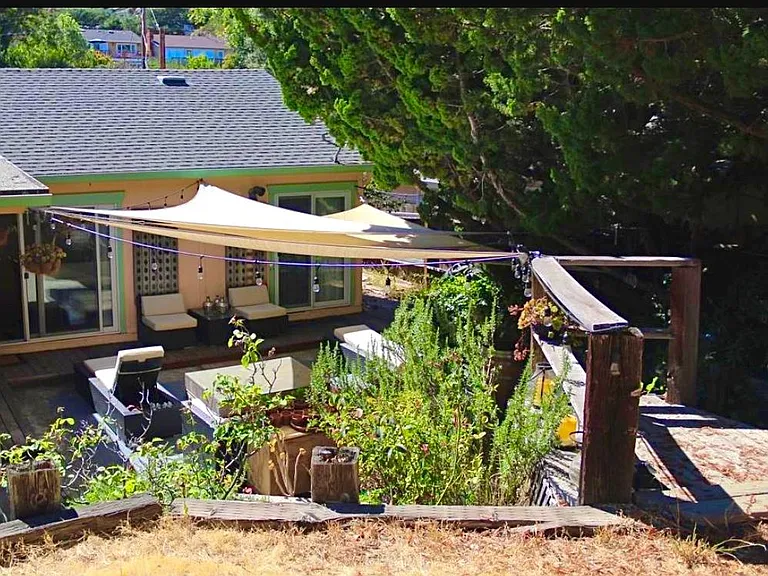 351 Cedar St — Photo 14
