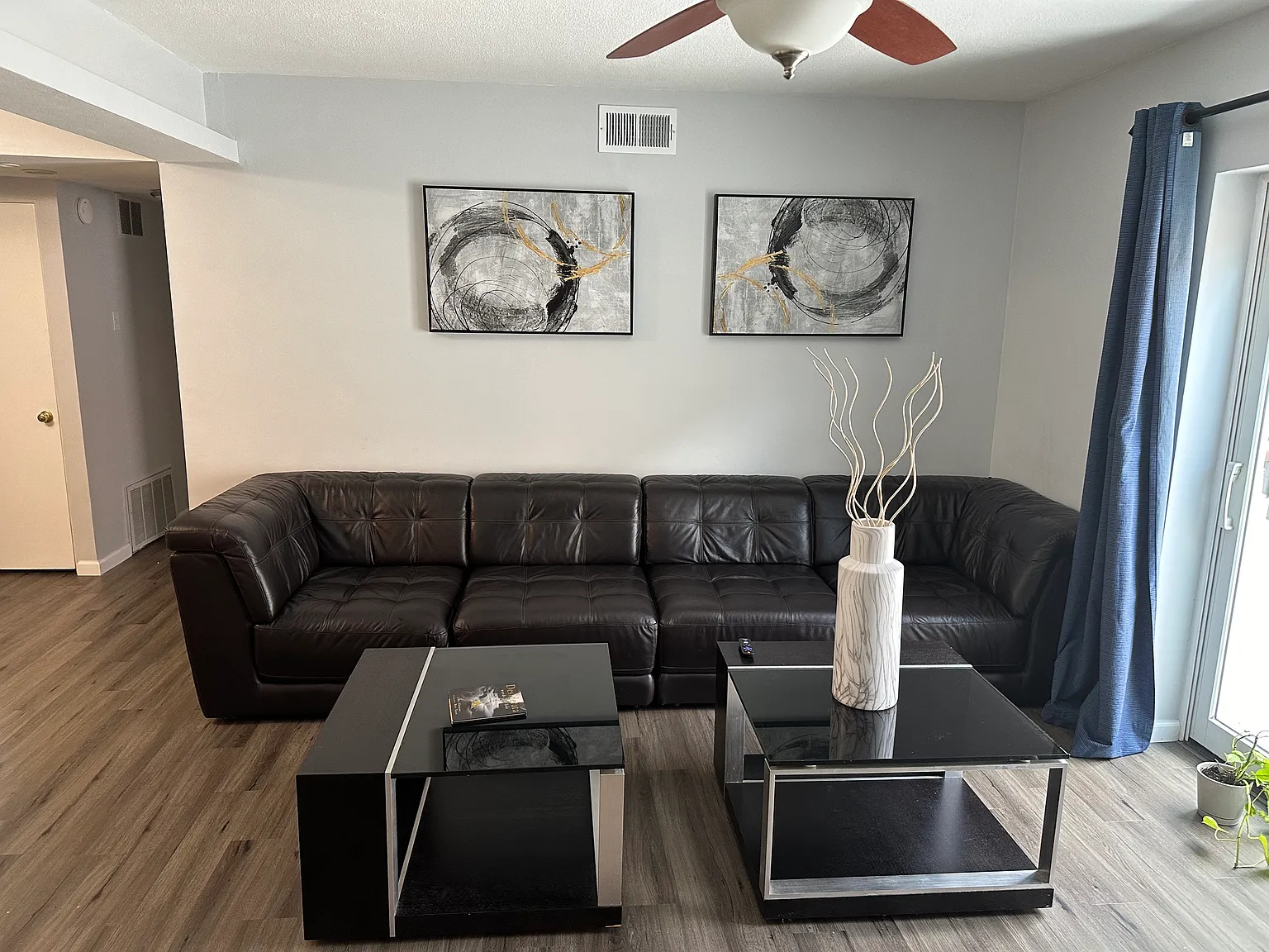 7571 Wellington Way — Photo 2